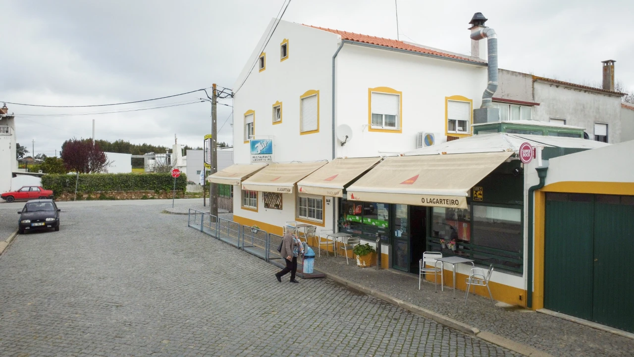 Moradia T3 para Venda em Gafete Foto 40