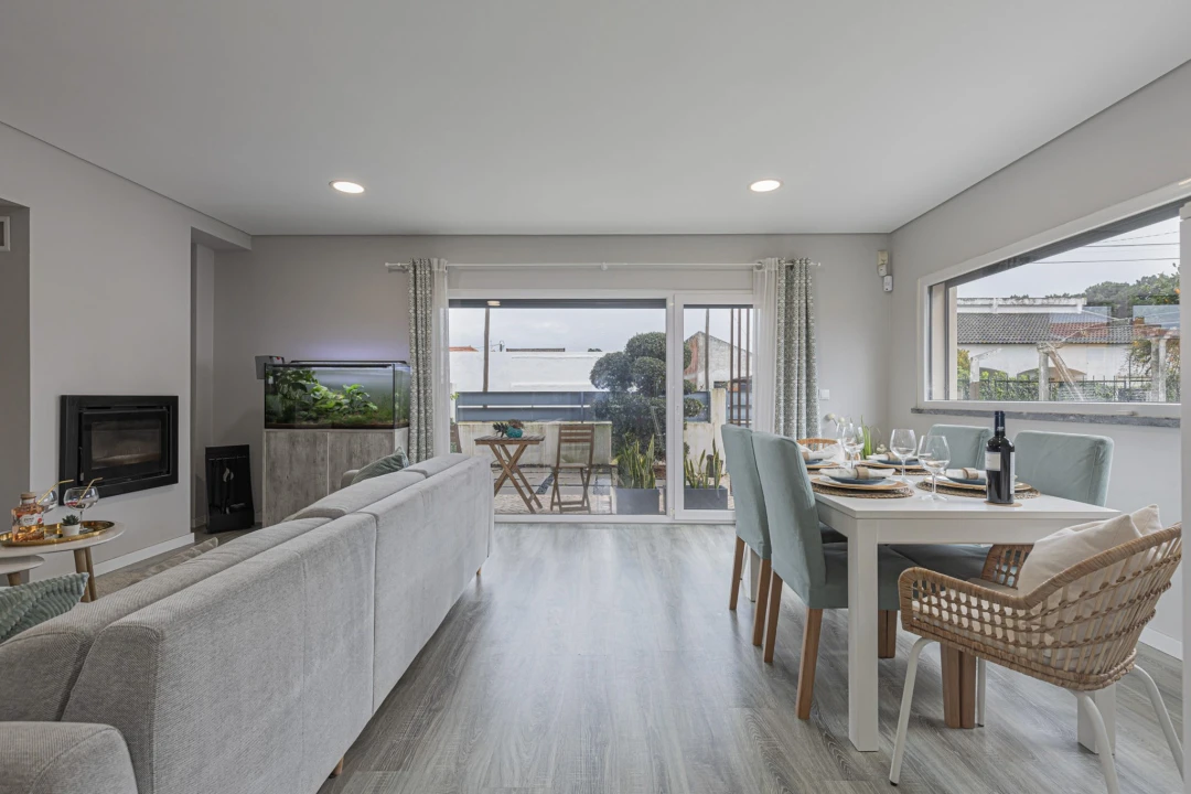 Moradia T4 para Venda em Fernao Ferro Foto 6