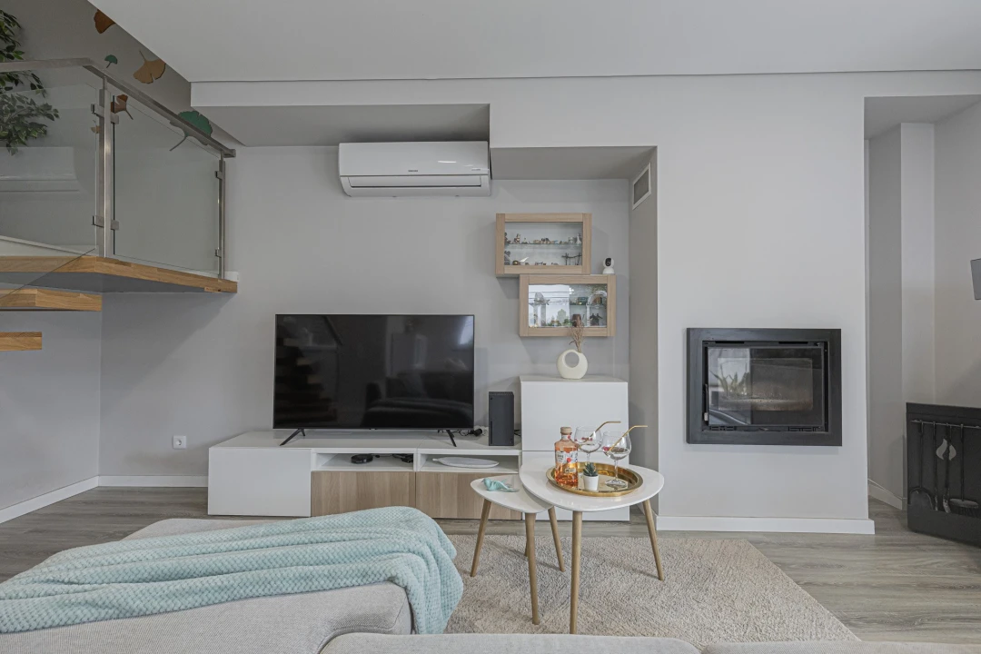 Moradia T4 para Venda em Fernao Ferro Foto 8