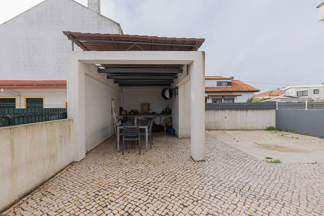 Moradia T4 para Venda em Fernao Ferro Foto 62