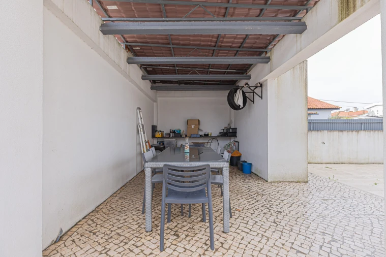 Moradia T4 para Venda em Fernao Ferro Foto 50