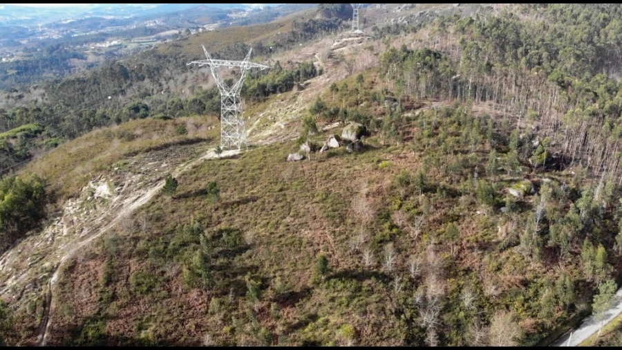 Terreno para Venda em Anissó e Soutelo