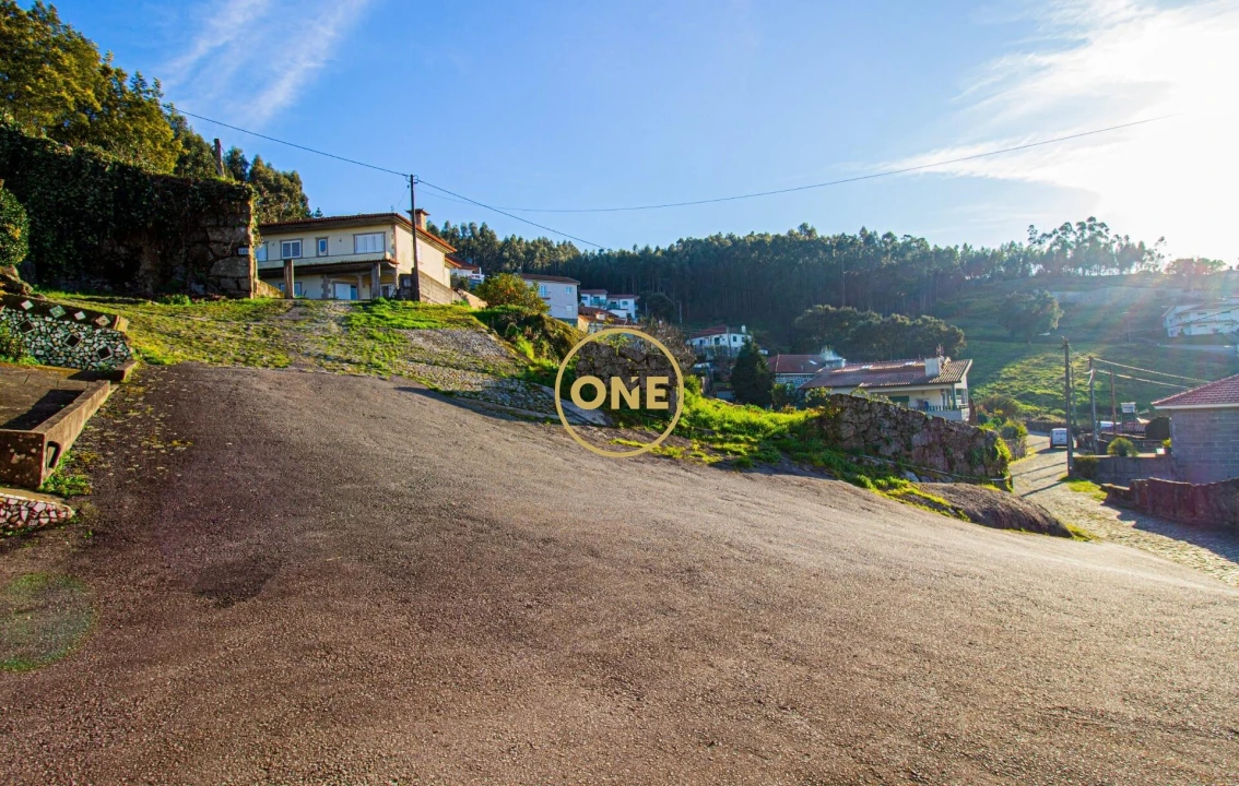 Terreno para Venda em Rebordões Foto 52