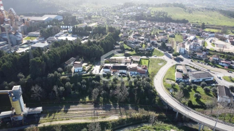 Terreno para Venda em Souselas e Botão