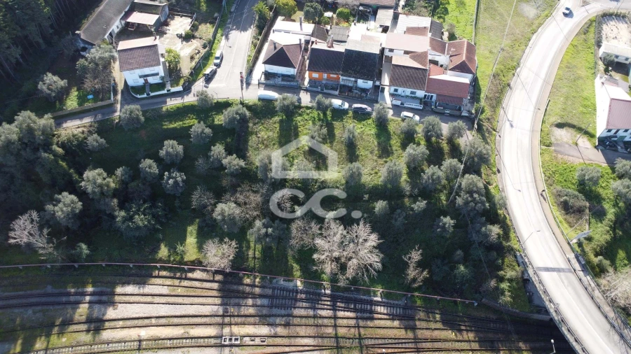 Terreno para Venda em Souselas e Botão