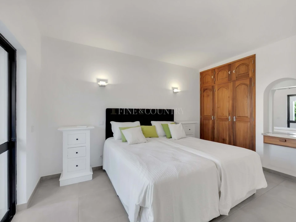 Apartamento T2 para Venda em Lagoa e Carvoeiro Foto 17