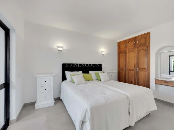 Apartamento T2 para Venda em Lagoa e Carvoeiro Foto 17