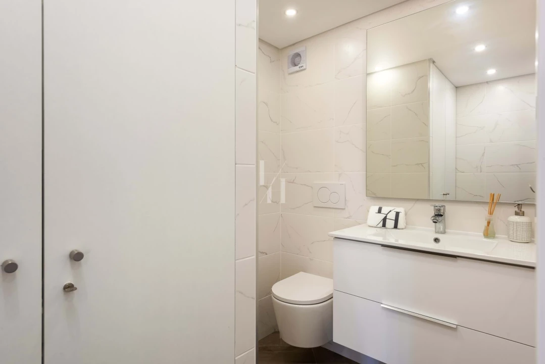 Apartamento T2 para Arrendamento férias em Quarteira Foto 22