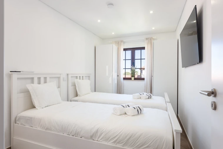 Apartamento T2 para Arrendamento férias em Quarteira Foto 17