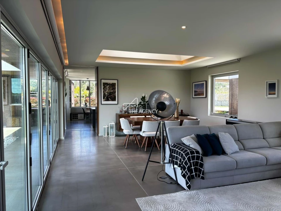 Moradia T5 para Venda em Gaeiras Foto 16