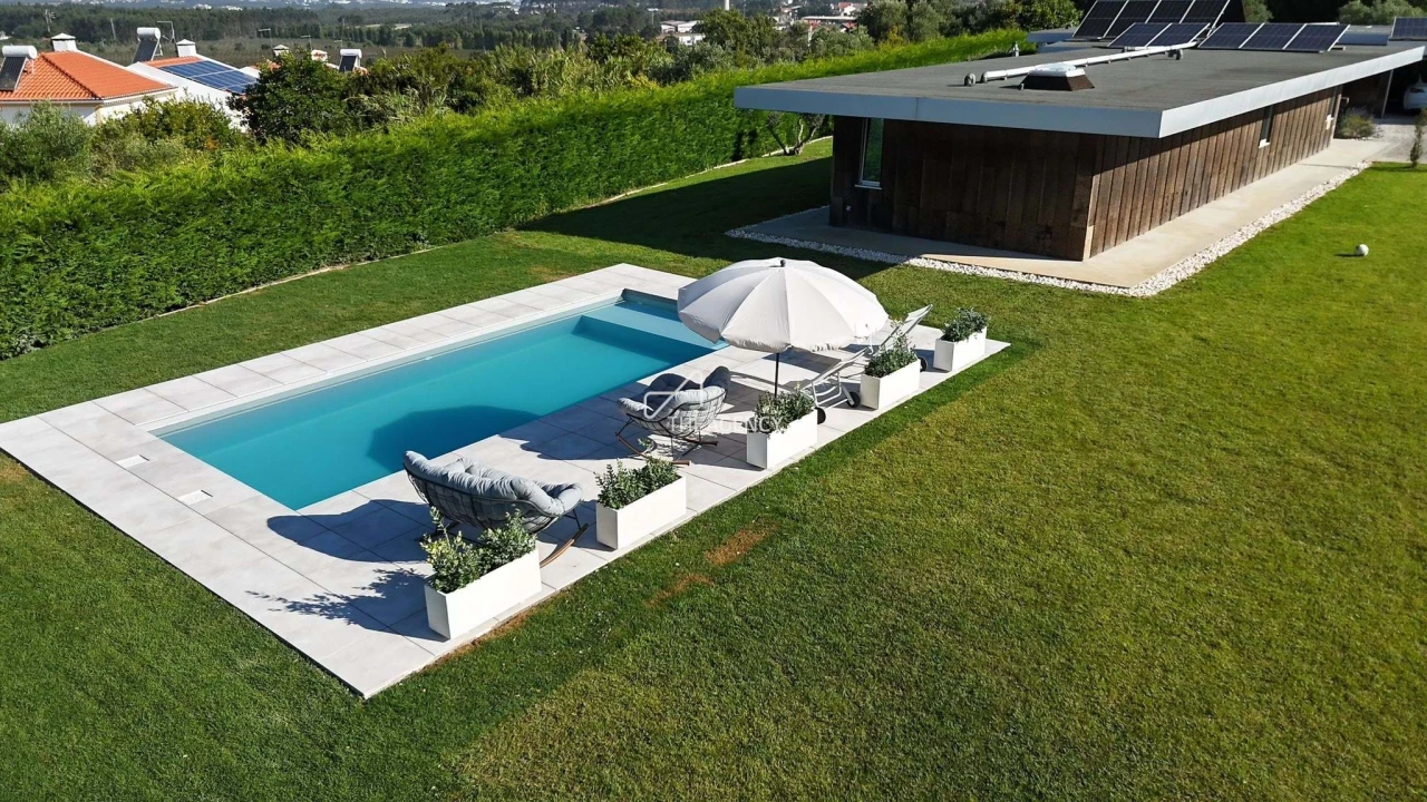 Moradia T5 para Venda em Gaeiras Foto 31