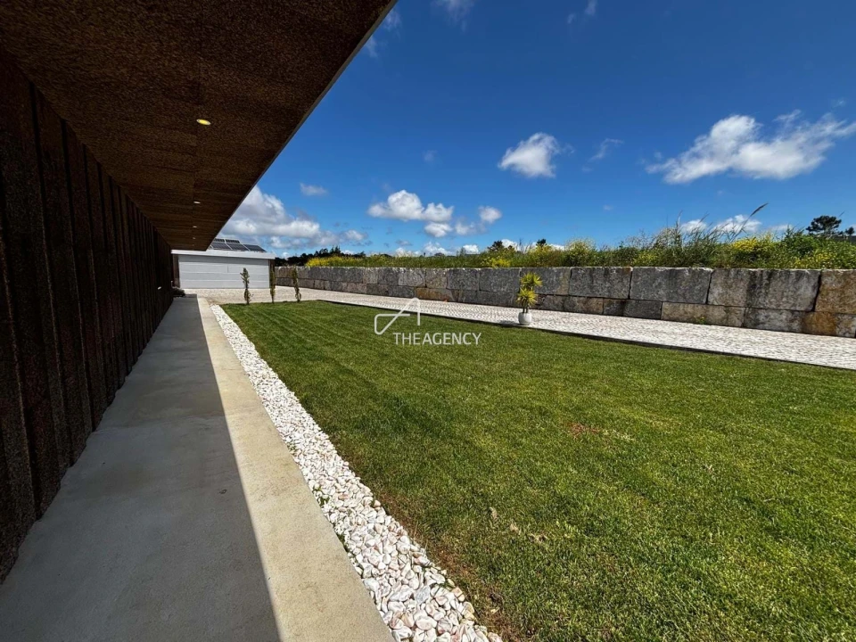 Moradia T5 para Venda em Gaeiras Foto 34