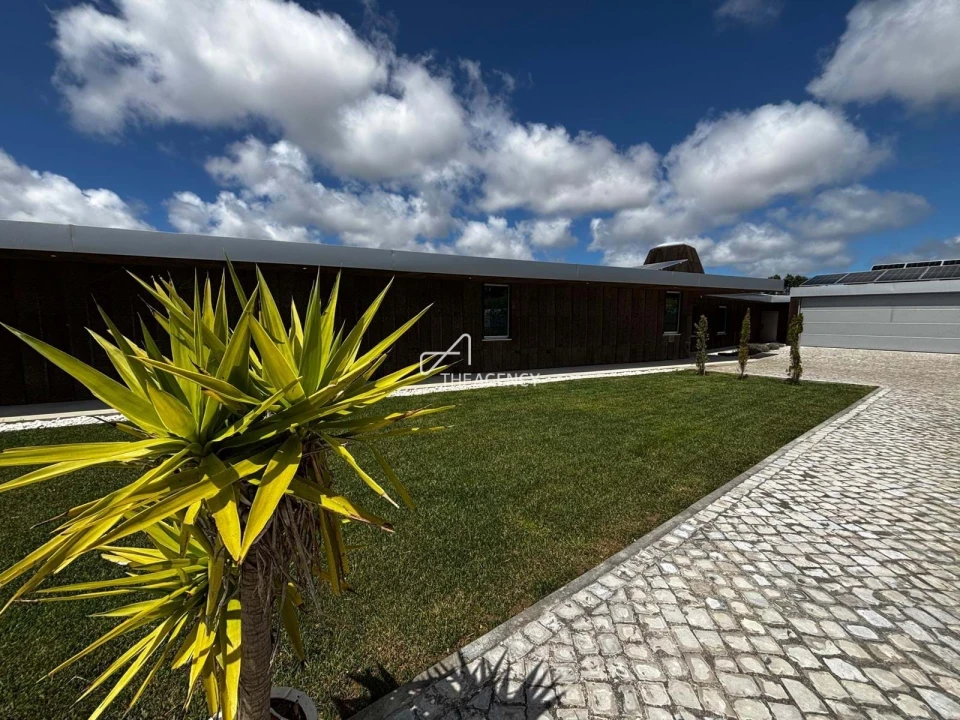 Moradia T5 para Venda em Gaeiras Foto 11