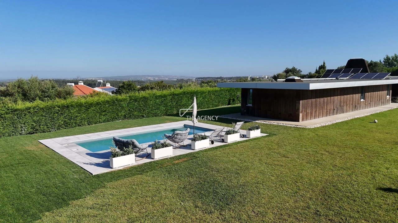 Moradia T5 para Venda em Gaeiras Foto 32