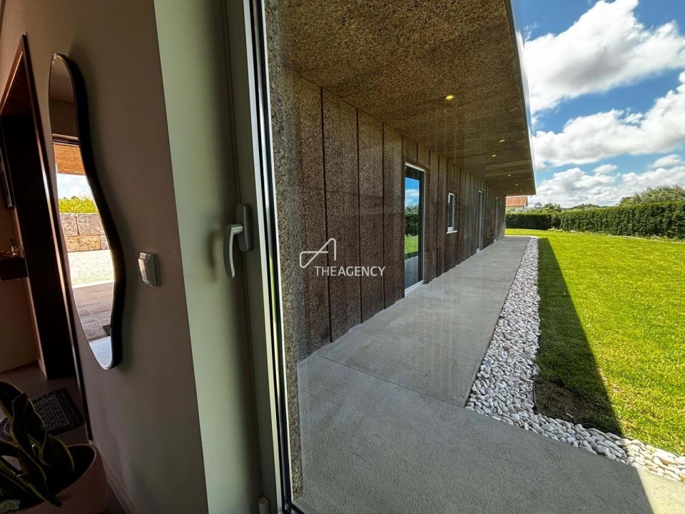 Moradia T5 para Venda em Gaeiras Foto 13