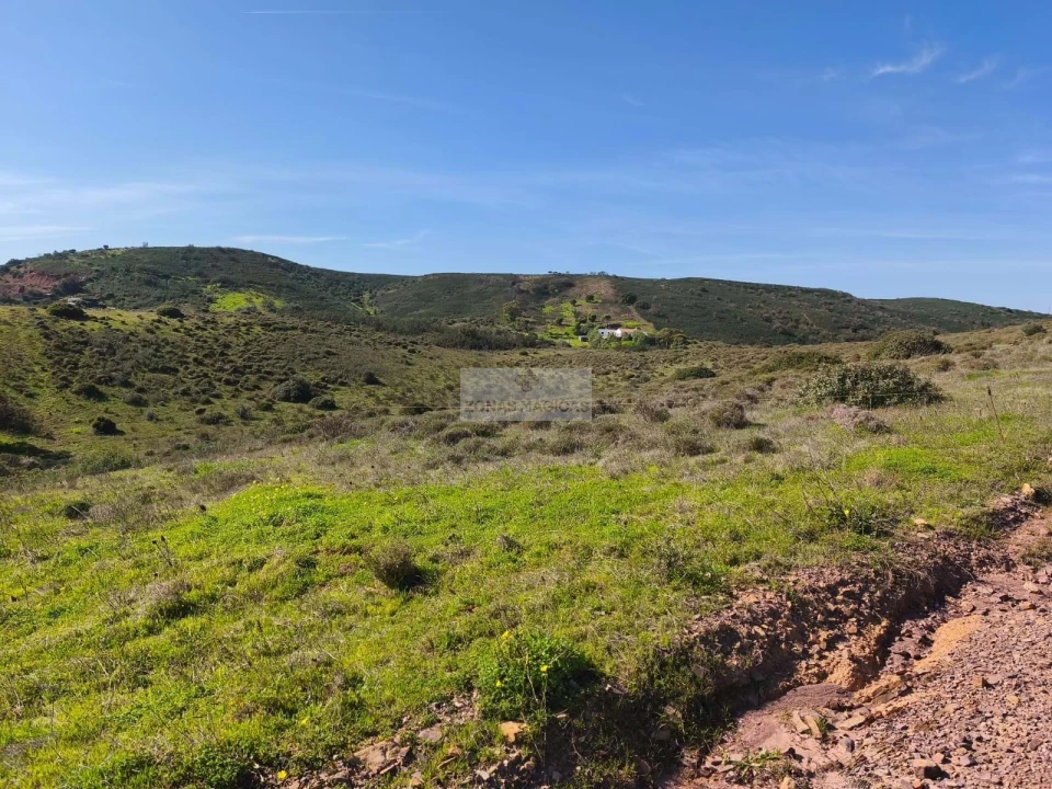 Terreno para Venda em Budens Foto 1