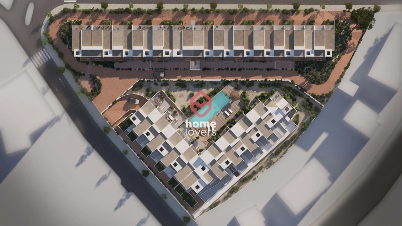 Moradia T2 para Venda em Santa Maria do Castelo e Santiago e Santa Susana Foto 10