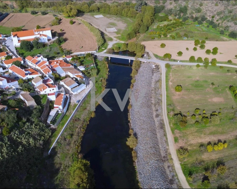 Moradia T3 para Venda em Odeleite Foto 14