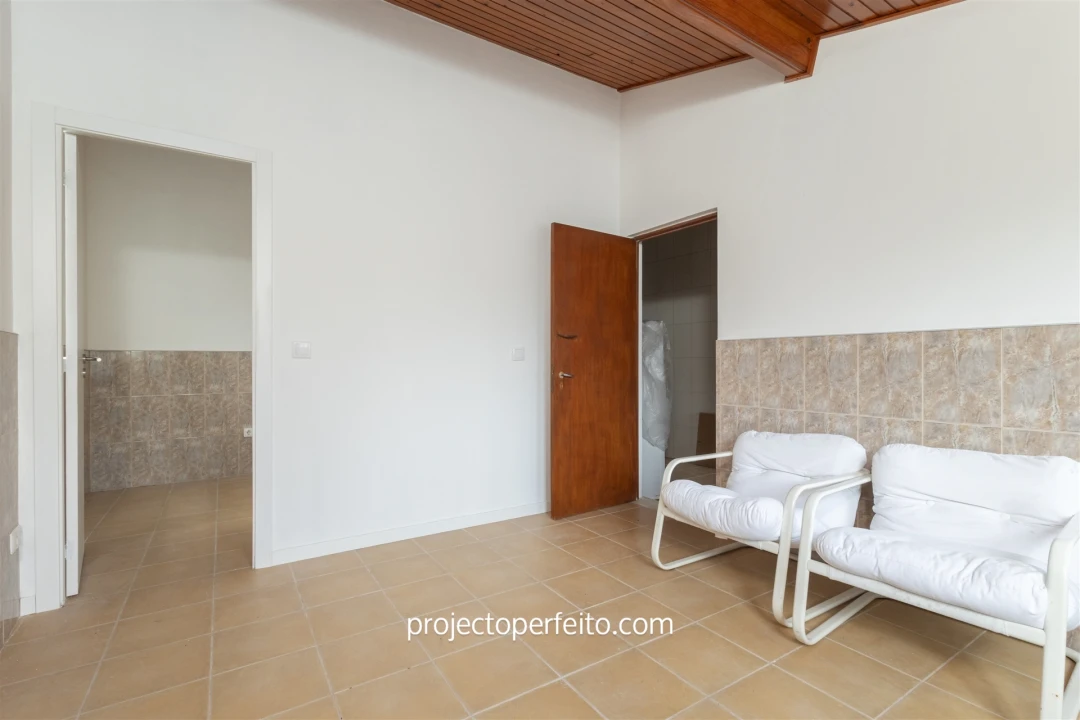 Moradia T4 para Venda em Canelas e Fermelã Foto 15