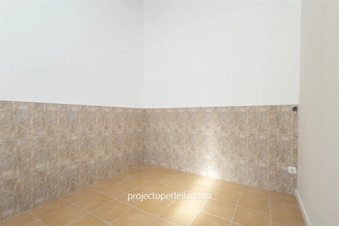 Moradia T4 para Venda em Canelas e Fermelã Foto 17