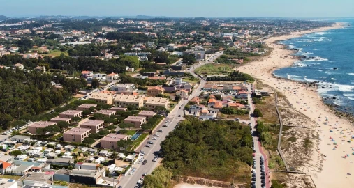 Moradia T4 para Venda em Madalena