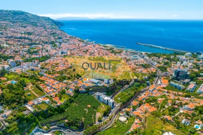 Apartamento T5 para Venda em Funchal (São Pedro)