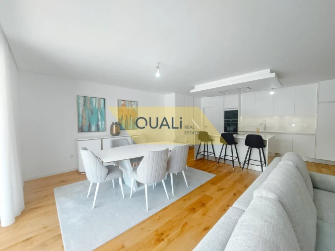 Apartamento T5 para Venda em Funchal (São Pedro) Foto 5