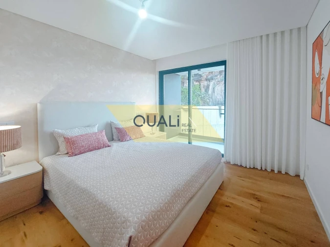 Apartamento T5 para Venda em Funchal (São Pedro) Foto 12