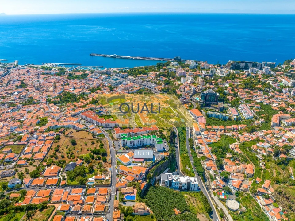 Apartamento T5 para Venda em Funchal (São Pedro) Foto 27