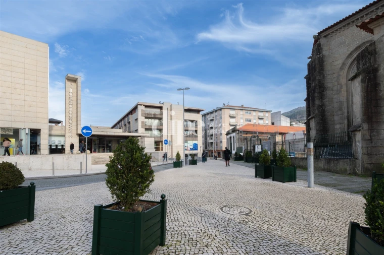 Apartamento T3 para Venda em Oliveira, São Paio e São Sebastião Foto 17