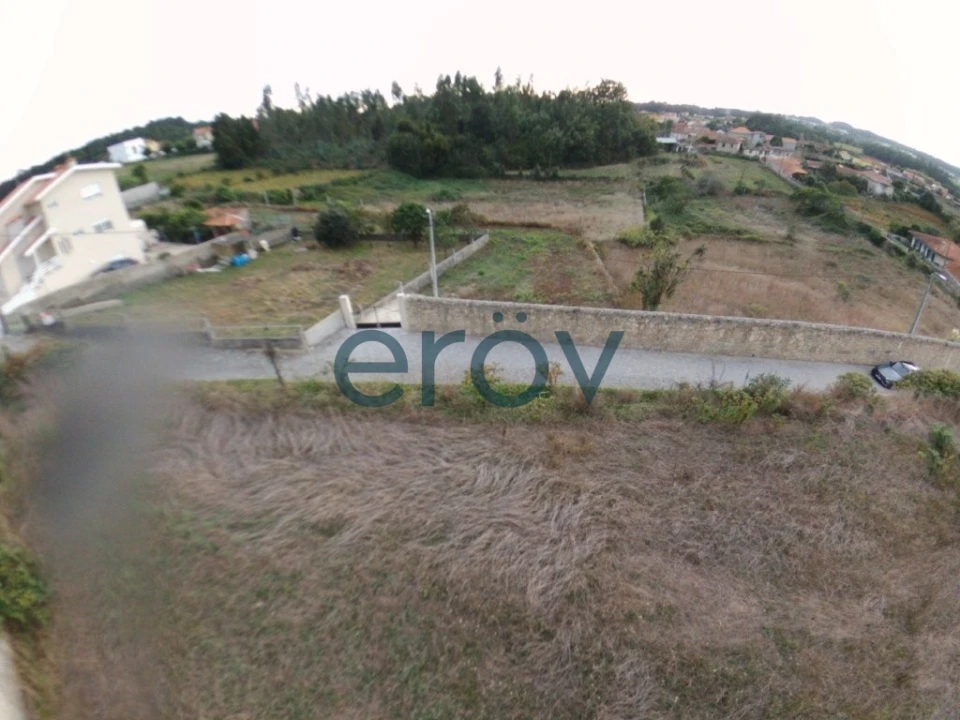 Terreno para Venda em Retorta e Tougues Foto 2