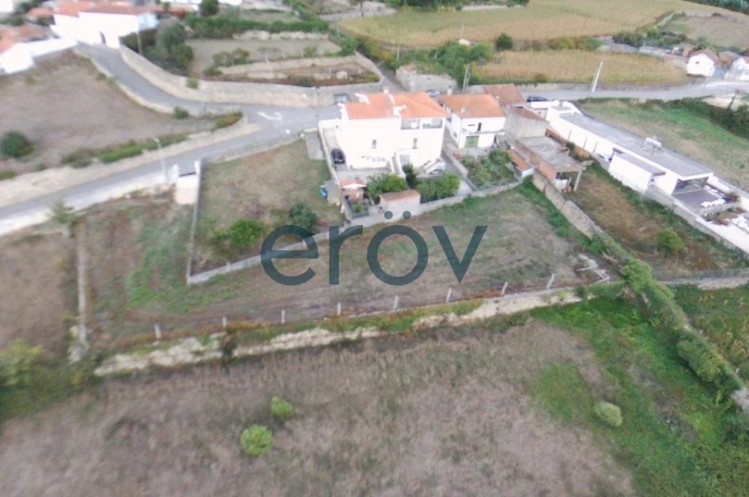 Terreno para Venda em Retorta e Tougues Foto 6