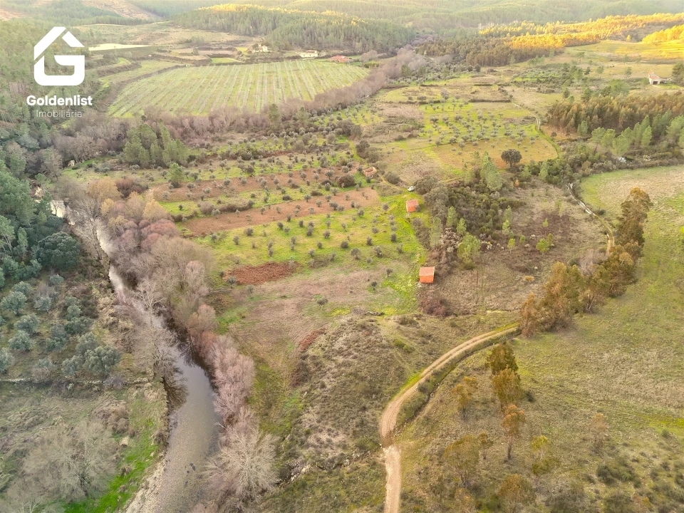 Quinta T0 para Venda em Freixial e Juncal do Campo Foto 6