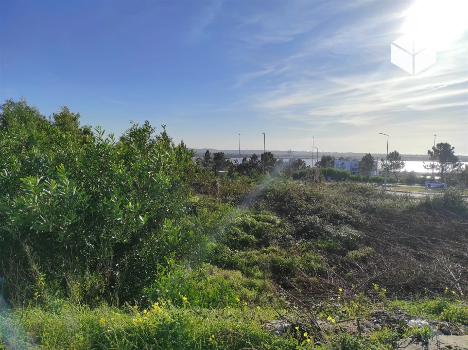 Terreno para Venda em Vila Verde Foto 2