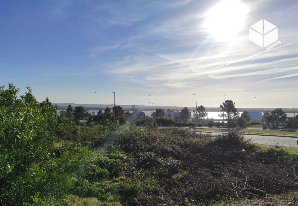 Terreno para Venda em Vila Verde Foto 1