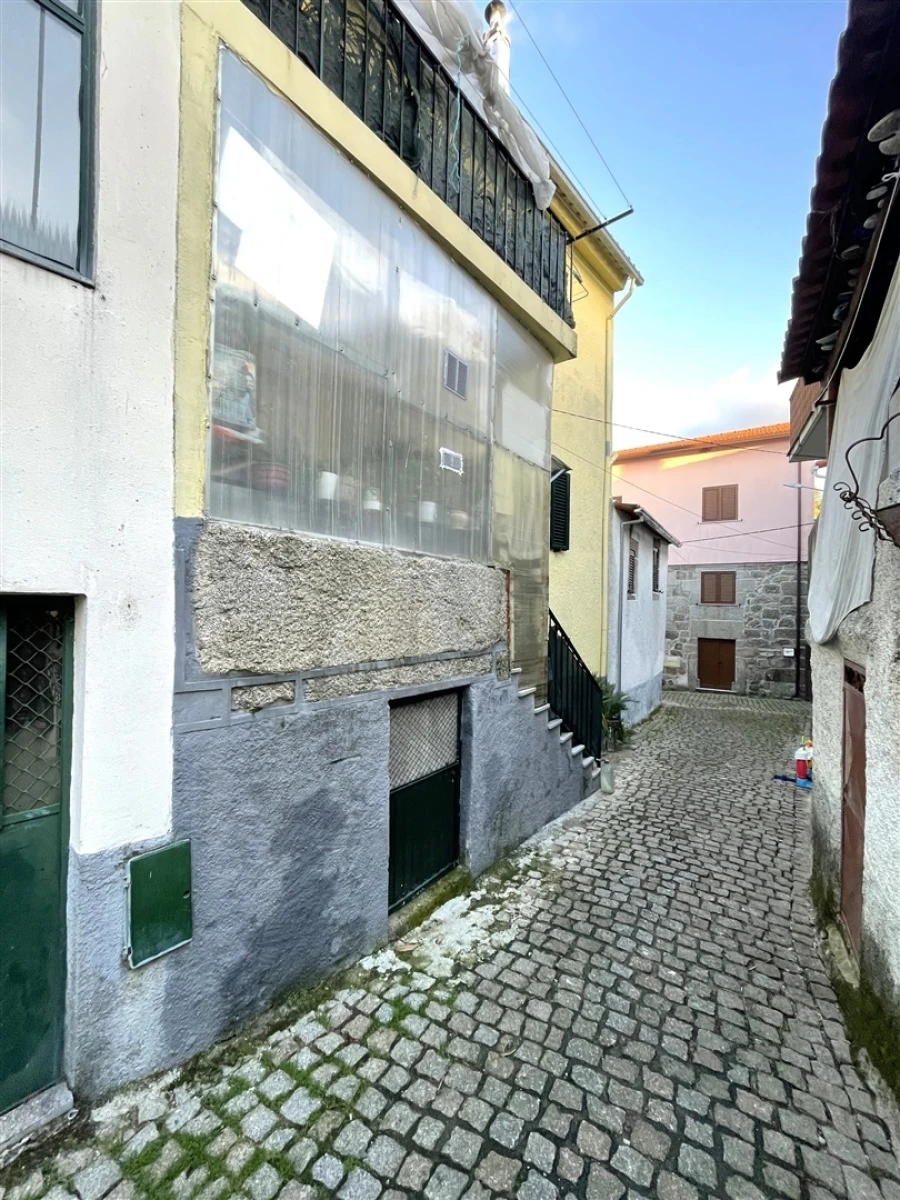 Moradia T3 para Venda em São Paio Foto 12