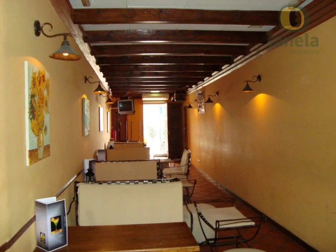 Negócio para Venda em Quarteira Foto 4