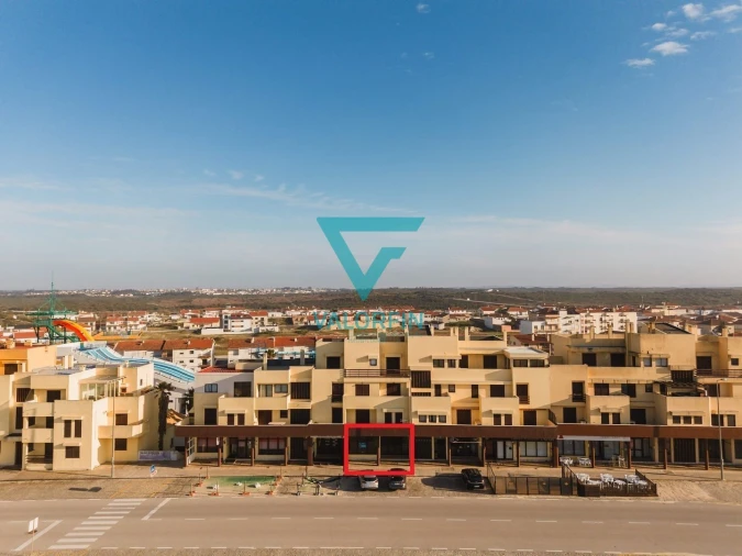 Loja para Venda em Vieira de Leiria Foto 2