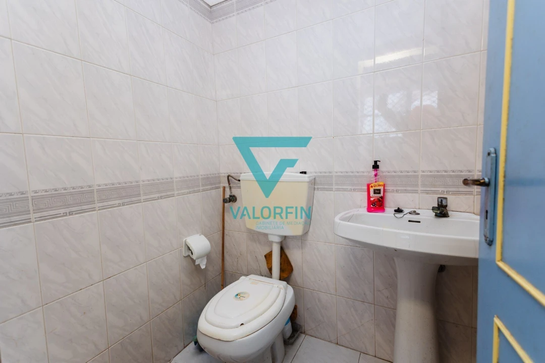 Loja para Venda em Vieira de Leiria Foto 9