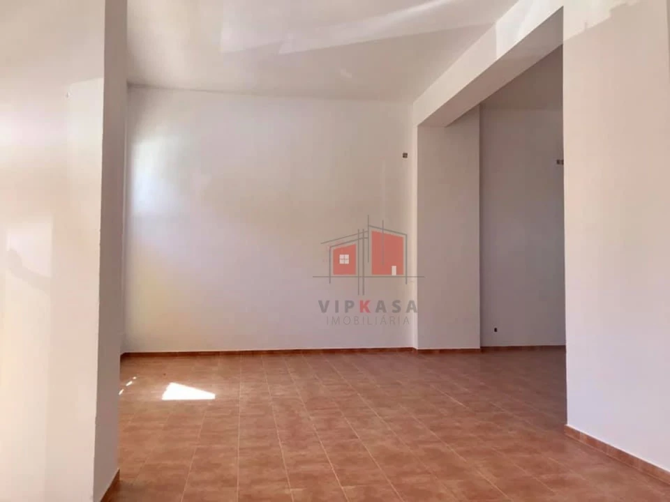 Loja para Venda em Alto do Seixalinho, Santo André e Verderena Foto 5