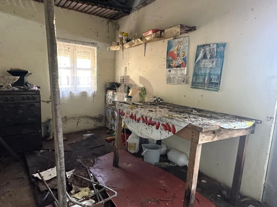 Moradia T0 para Venda em Regilde Foto 11