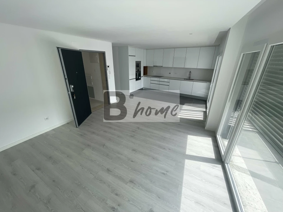 Apartamento T3 para Venda em Corroios Foto 3