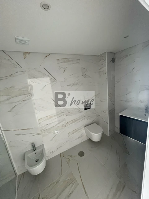 Apartamento T3 para Venda em Corroios