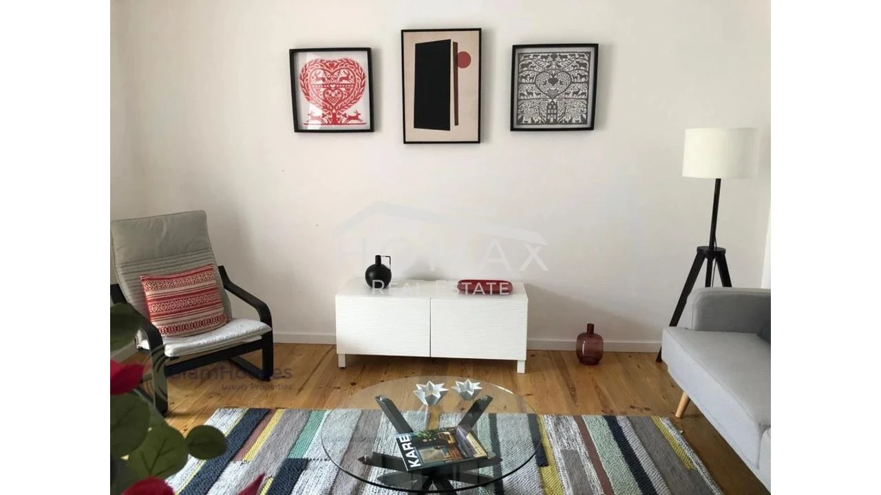 Apartamento T3 para Venda em Carnide Foto 1