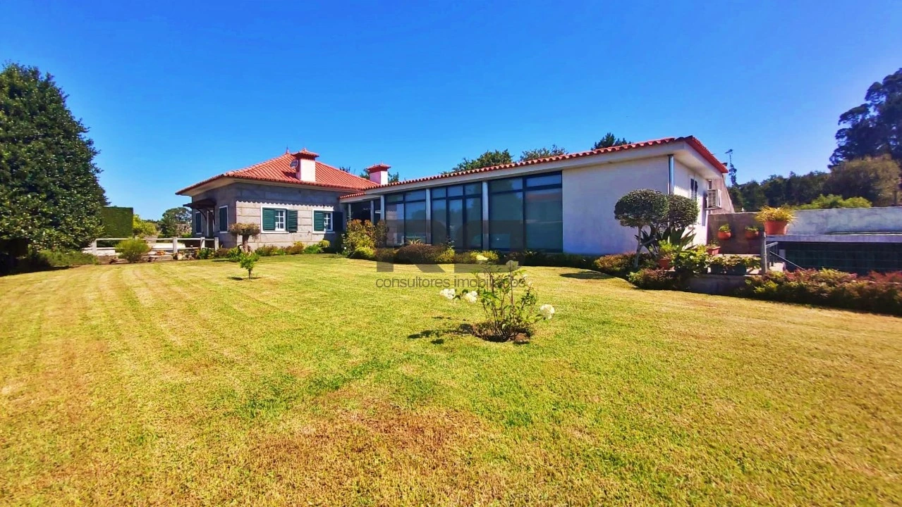 Moradia T3 para Venda em Guilhabreu Foto 3