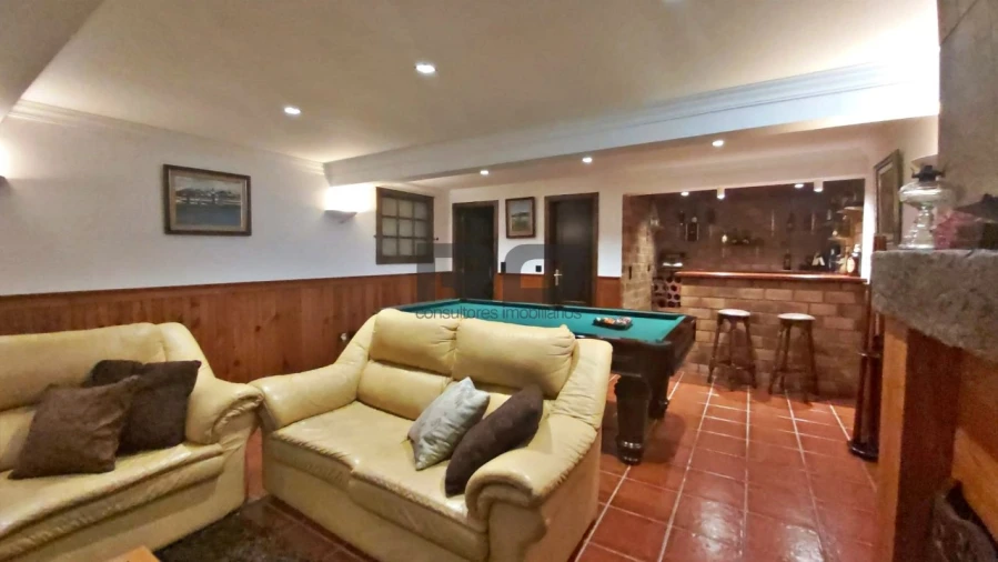 Moradia T3 para Venda em Guilhabreu Foto 12