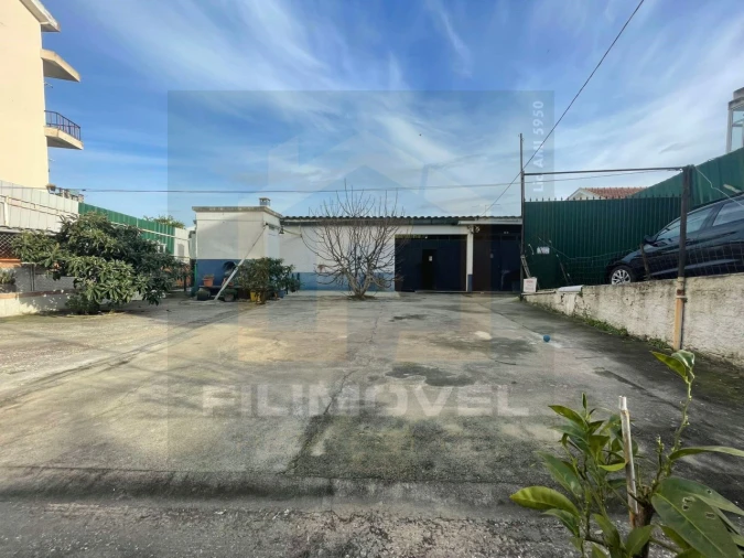 Armazém para Venda em Marvila, Ribeira Santarém, São Salvador, São Nicolau Foto 1