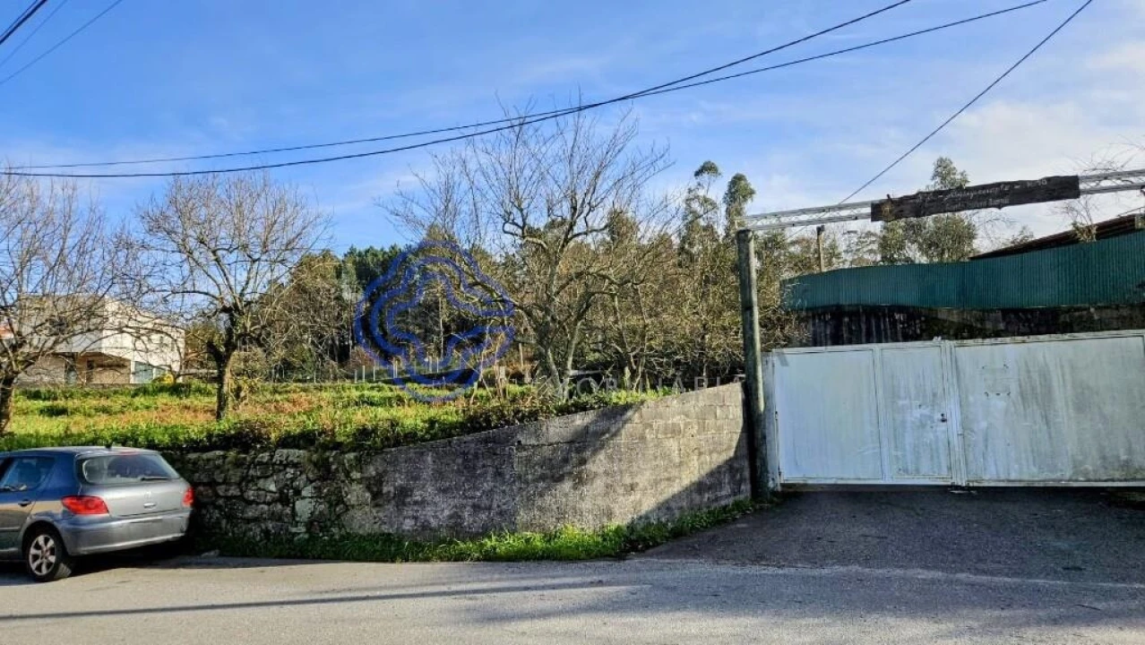 Terreno para Venda em Romariz Foto 7