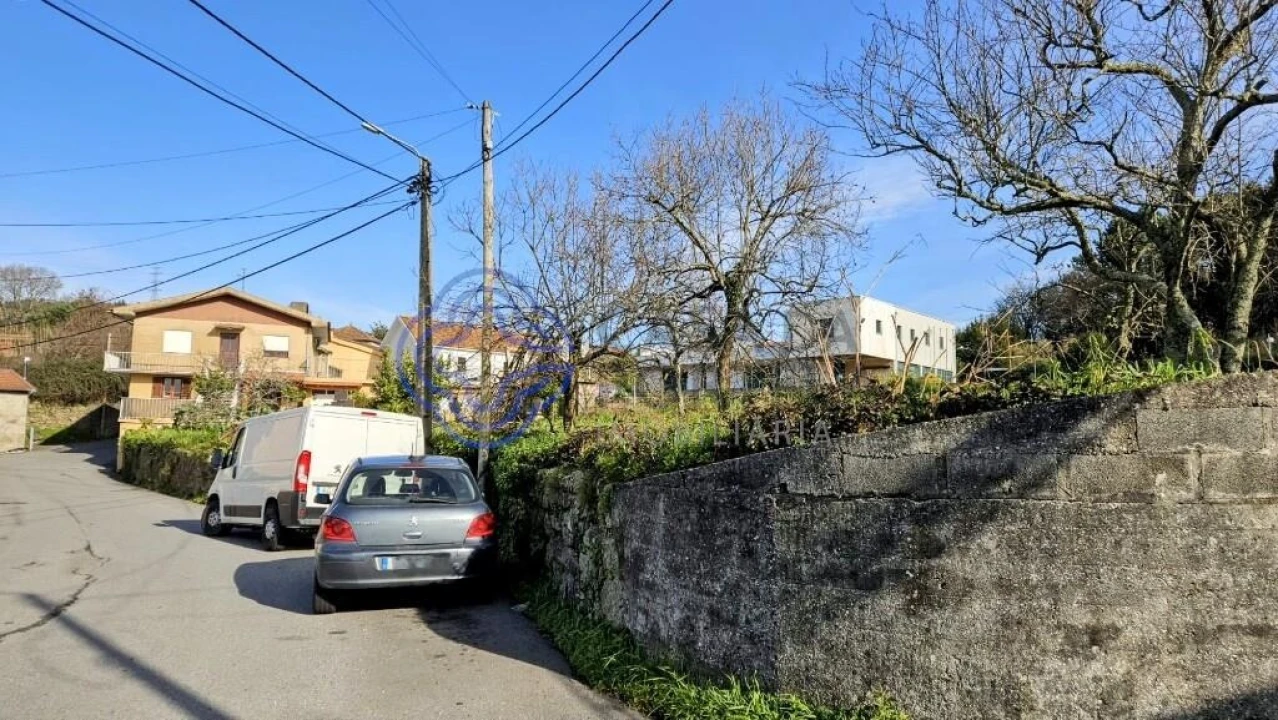 Terreno para Venda em Romariz Foto 9