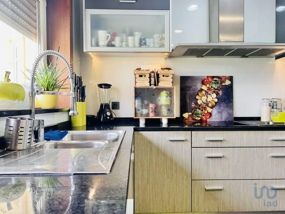 Moradia T4 para Venda em Modivas Foto 3